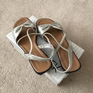 Cabin Creek - Women's Sandals - Champagne 9.5 9.5M - with Box